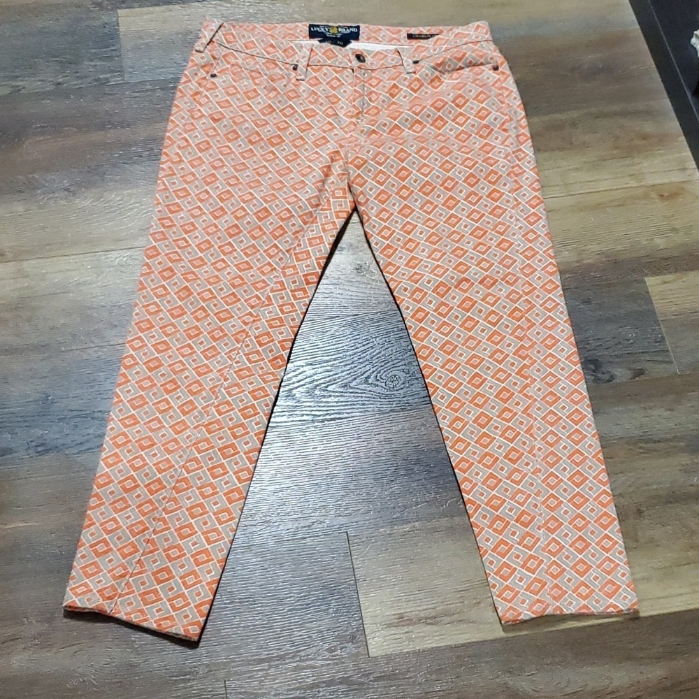 Lucky brand Charlie Capri orange geometric patterned jeans